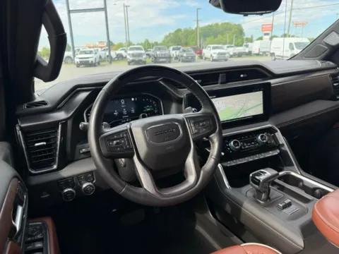 More photos of 2023 GMC Sierra 1500 Denali Ultimate at Jerry Hunt Supercenter - Lexington, NC