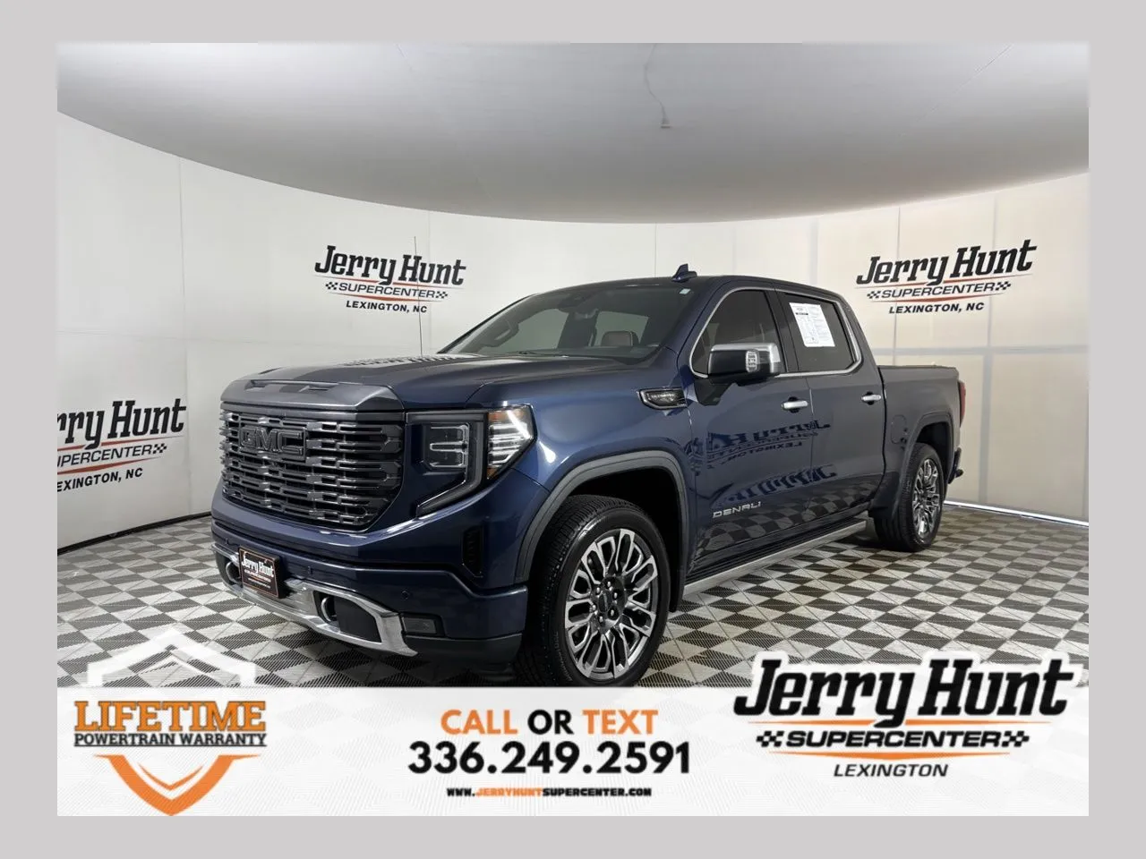 2023 GMC Sierra 4WD Crew Cab Short Box Denali Ultimate's photo