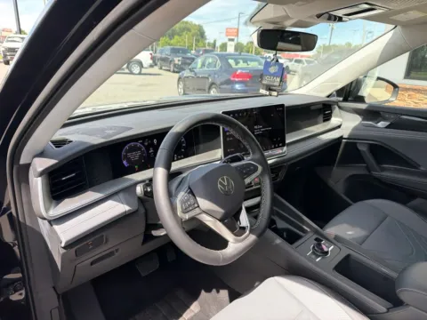 More photos of 2025 Volkswagen Tiguan 2.0T SE at Jerry Hunt Supercenter - Lexington, NC