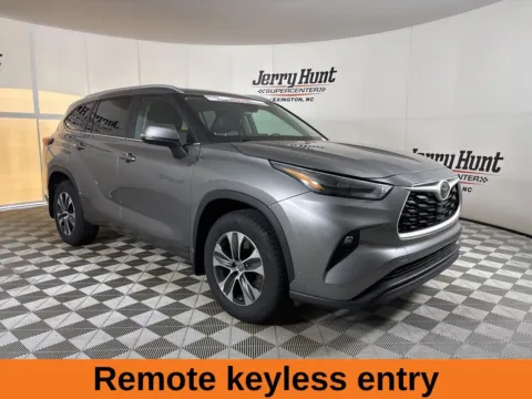 More photos of 2025 Toyota Highlander XLE at Jerry Hunt Supercenter - Lexington, NC
