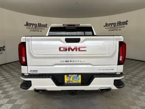 More photos of 2022 GMC Sierra 1500 Limited Denali at Jerry Hunt Supercenter - Lexington, NC