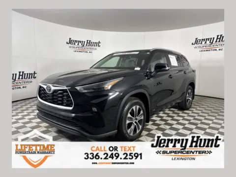 Photos of 2025 Toyota Highlander Hybrid XLE for sale in Lexington, NC at Jerry Hunt Supercenter - Lexington