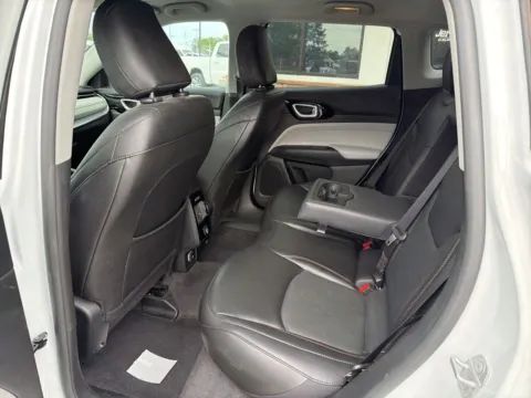 More photos of 2022 Jeep Compass Limited at Jerry Hunt Supercenter - Lexington, NC
