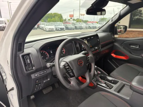 More photos of 2025 Nissan Frontier PRO-4X at Jerry Hunt Supercenter - Lexington, NC