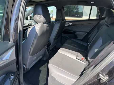 More photos of 2023 Volkswagen ID.4 Pro S at Jerry Hunt Supercenter - Lexington, NC