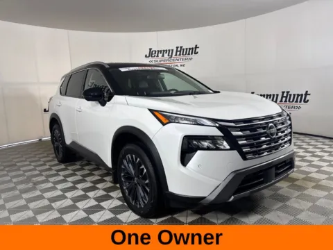 More photos of 2025 Nissan Rogue SL at Jerry Hunt Supercenter - Lexington, NC