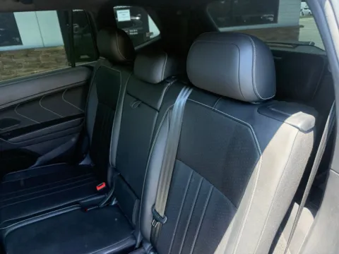 More photos of 2023 Volkswagen Tiguan 2.0T SE R-Line Black at Jerry Hunt Supercenter - Lexington, NC