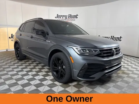 More photos of 2023 Volkswagen Tiguan 2.0T SE R-Line Black at Jerry Hunt Supercenter - Lexington, NC