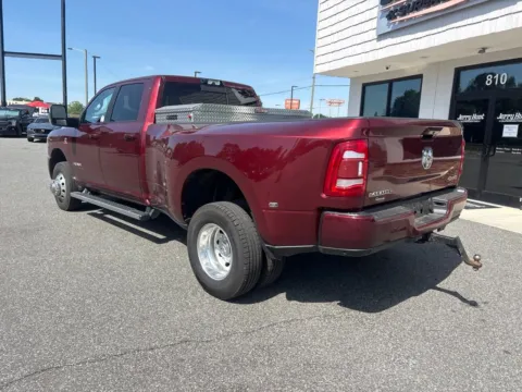 More photos of 2023 Ram 3500 Laramie at Jerry Hunt Supercenter - Lexington, NC