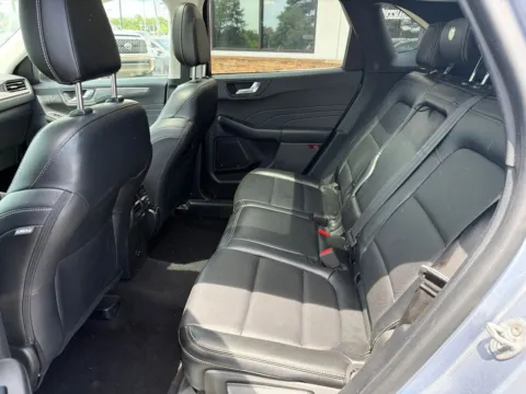 More photos of 2022 Ford Escape Titanium at Jerry Hunt Supercenter - Lexington, NC