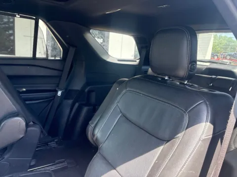 More photos of 2020 Ford Explorer Limited at Jerry Hunt Supercenter - Lexington, NC
