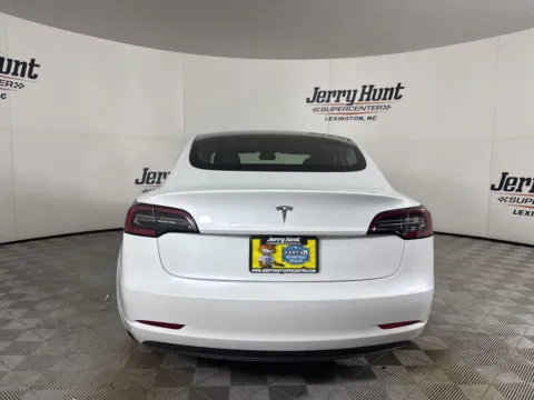 More photos of 2022 Tesla Model 3 Long Range at Jerry Hunt Supercenter - Lexington, NC