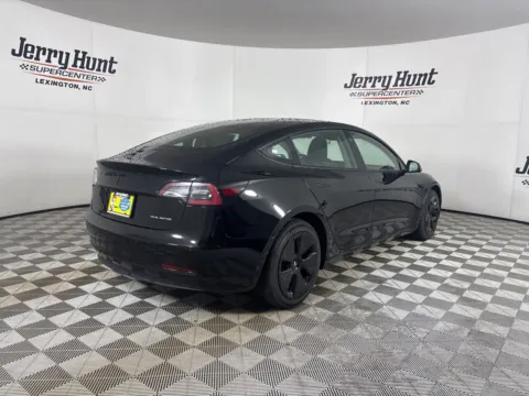 More photos of 2022 Tesla Model 3 Long Range at Jerry Hunt Supercenter - Lexington, NC