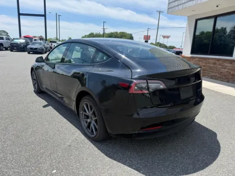 More photos of 2022 Tesla Model 3 Long Range at Jerry Hunt Supercenter - Lexington, NC