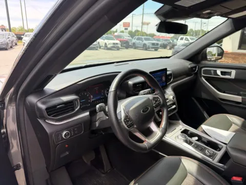 More photos of 2022 Ford Explorer Timberline at Jerry Hunt Supercenter - Lexington, NC