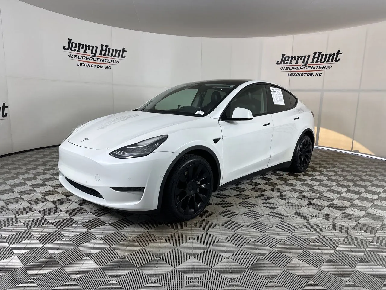 White 2021 Tesla Model Y Long Range for sale in Lexington, NC