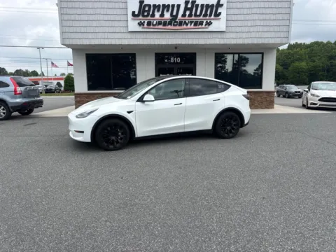 White 2021 Tesla Model Y Long Range for sale in Lexington, NC