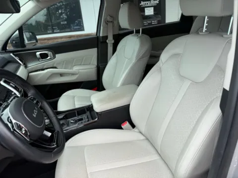 Another view of 2023 Kia Sorento SX for sale in Lexington, NC at Jerry Hunt Supercenter - Lexington
