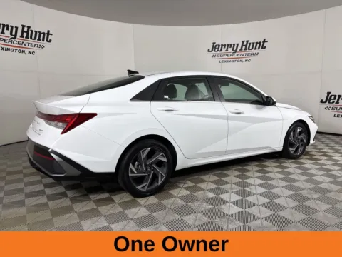 More photos of 2025 Hyundai Elantra Limited at Jerry Hunt Supercenter - Lexington, NC