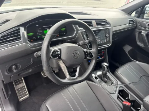 More photos of 2023 Volkswagen Tiguan 2.0T SE R-Line Black at Jerry Hunt Supercenter - Lexington, NC
