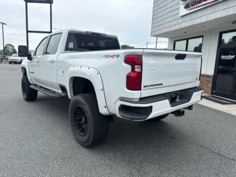 More photos of 2023 Chevrolet Silverado 2500HD LT at Jerry Hunt Supercenter - Lexington, NC