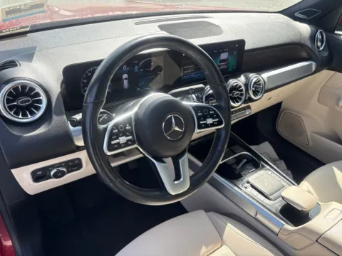 More photos of 2023 Mercedes-Benz GLB 250 at Jerry Hunt Supercenter - Lexington, NC