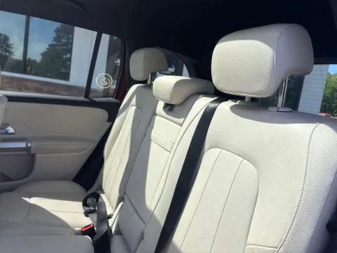 More photos of 2023 Mercedes-Benz GLB 250 at Jerry Hunt Supercenter - Lexington, NC