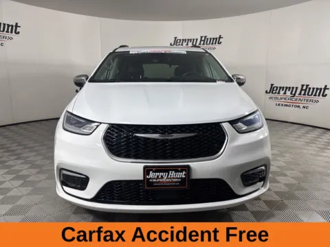Another view of 2023 Chrysler Pacifica Limited for sale in Lexington, NC at Jerry Hunt Supercenter - Lexington