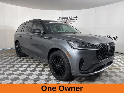 More photos of 2025 Lincoln Aviator Reserve at Jerry Hunt Supercenter - Lexington, NC