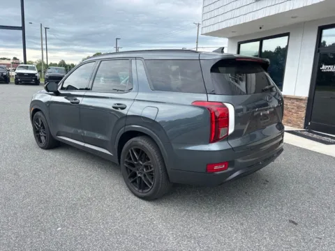 More photos of 2022 Hyundai Palisade Calligraphy at Jerry Hunt Supercenter - Lexington, NC