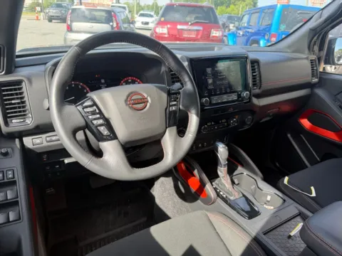 More photos of 2022 Nissan Frontier PRO-4X at Jerry Hunt Supercenter - Lexington, NC
