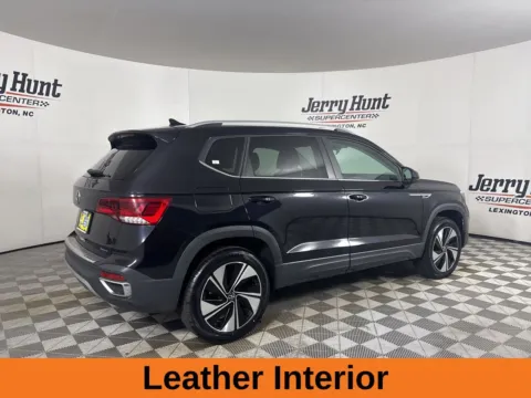 More photos of 2023 Volkswagen Taos 1.5T SE at Jerry Hunt Supercenter - Lexington, NC
