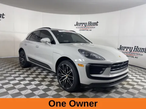 More photos of 2022 Porsche Macan at Jerry Hunt Supercenter - Lexington, NC