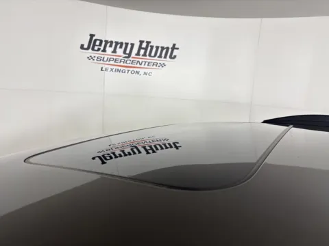 More photos of 2022 Honda Odyssey Touring at Jerry Hunt Supercenter - Lexington, NC