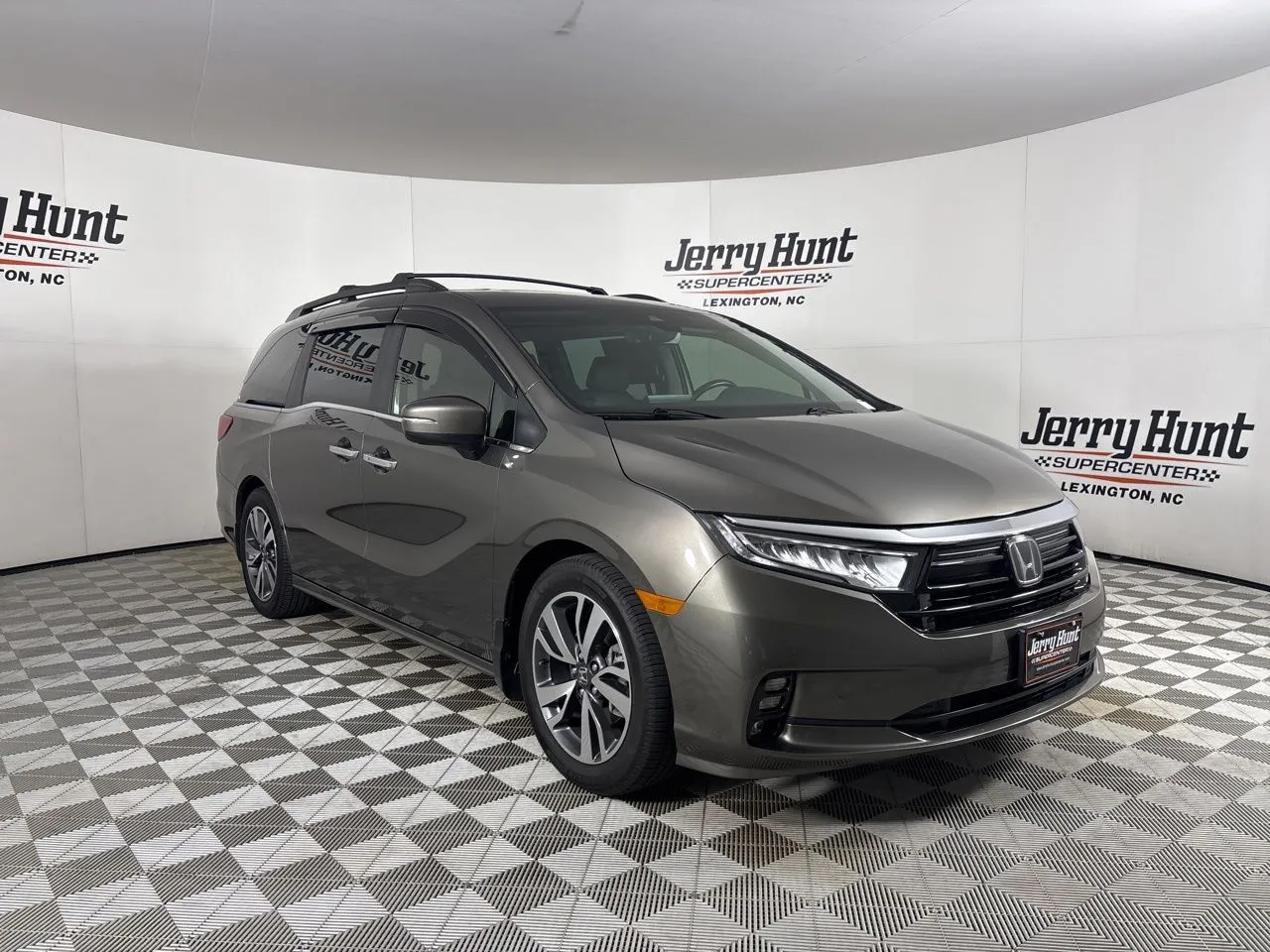 2022 Honda Odyssey Touring's photo