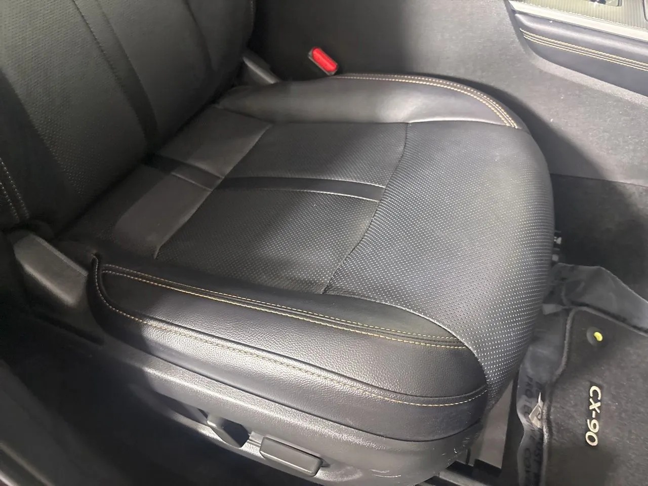2025 Mazda CX-90 Preferred Package - Photo 31