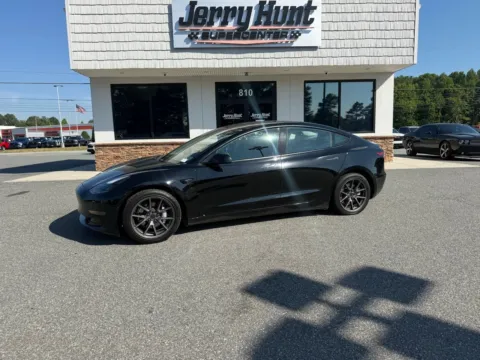 Black 2021 Tesla Model 3 Standard Range Plus for sale in Lexington, NC