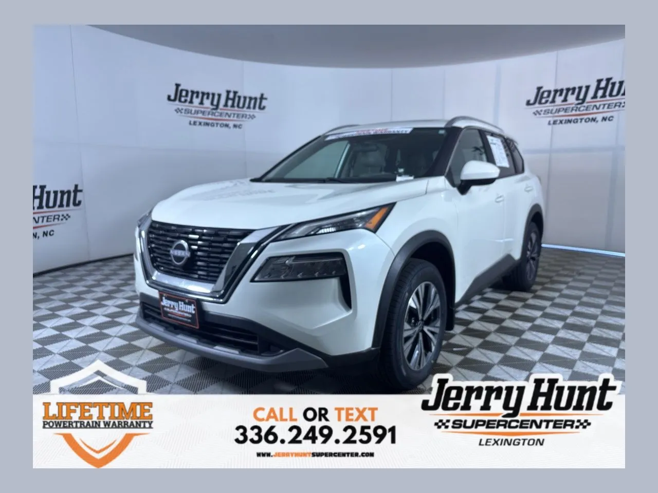2023 Nissan Rogue SV AWD's photo