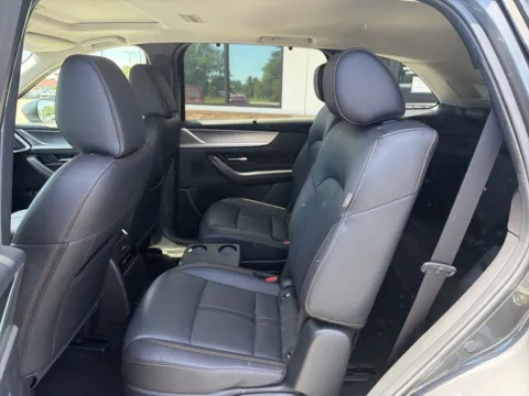 More photos of 2024 Mazda CX-90 3.3 Turbo Preferred Plus at Jerry Hunt Supercenter - Lexington, NC