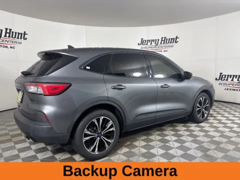 More photos of 2022 Ford Escape SE at Jerry Hunt Supercenter - Lexington, NC