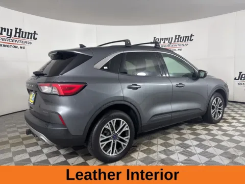 More photos of 2022 Ford Escape Hybrid SEL at Jerry Hunt Supercenter - Lexington, NC