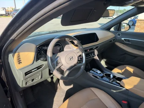 More photos of 2020 Hyundai Sonata Limited at Jerry Hunt Supercenter - Lexington, NC
