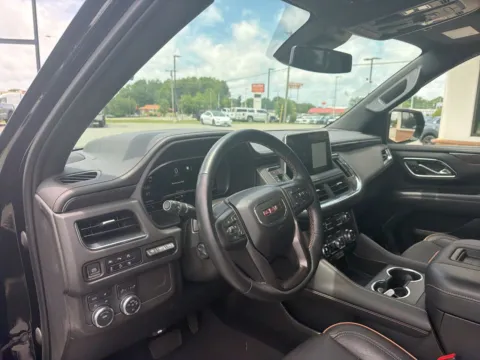 More photos of 2023 GMC Yukon AT4 at Jerry Hunt Supercenter - Lexington, NC