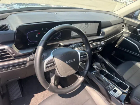 More photos of 2025 Kia Telluride S at Jerry Hunt Supercenter - Lexington, NC