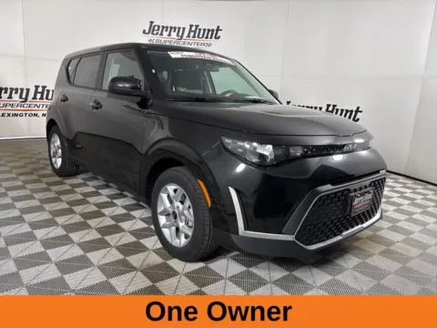 More photos of 2025 Kia Soul LX at Jerry Hunt Supercenter - Lexington, NC