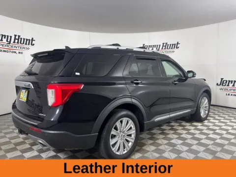 More photos of 2022 Ford Explorer Limited at Jerry Hunt Supercenter - Lexington, NC