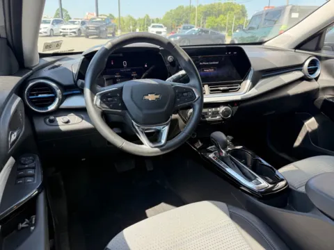 More photos of 2025 Chevrolet Trax LT at Jerry Hunt Supercenter - Lexington, NC