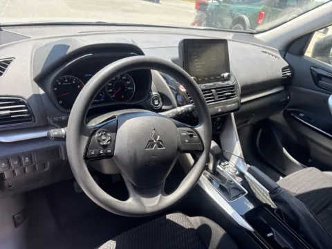 More photos of 2025 Mitsubishi Eclipse Cross LE at Jerry Hunt Supercenter - Lexington, NC