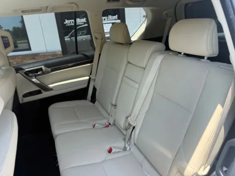 More photos of 2021 Lexus GX 460 at Jerry Hunt Supercenter - Lexington, NC