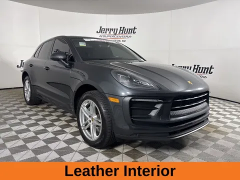 More photos of 2022 Porsche Macan at Jerry Hunt Supercenter - Lexington, NC